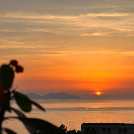 Sunny Breeze Apartment Vlore Luaran gambar